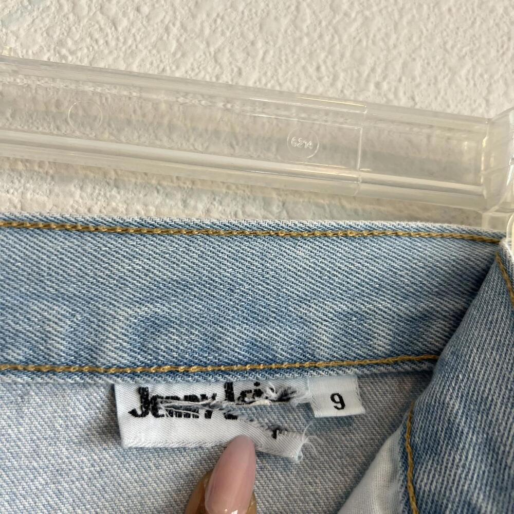 90S Vintage Looney Tunes Classic Denim Mom Jeans - Picture 8 of 8